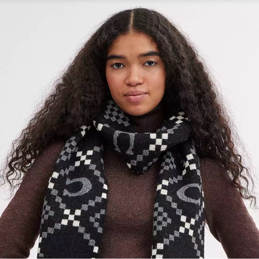 Coach Scarf Reversible